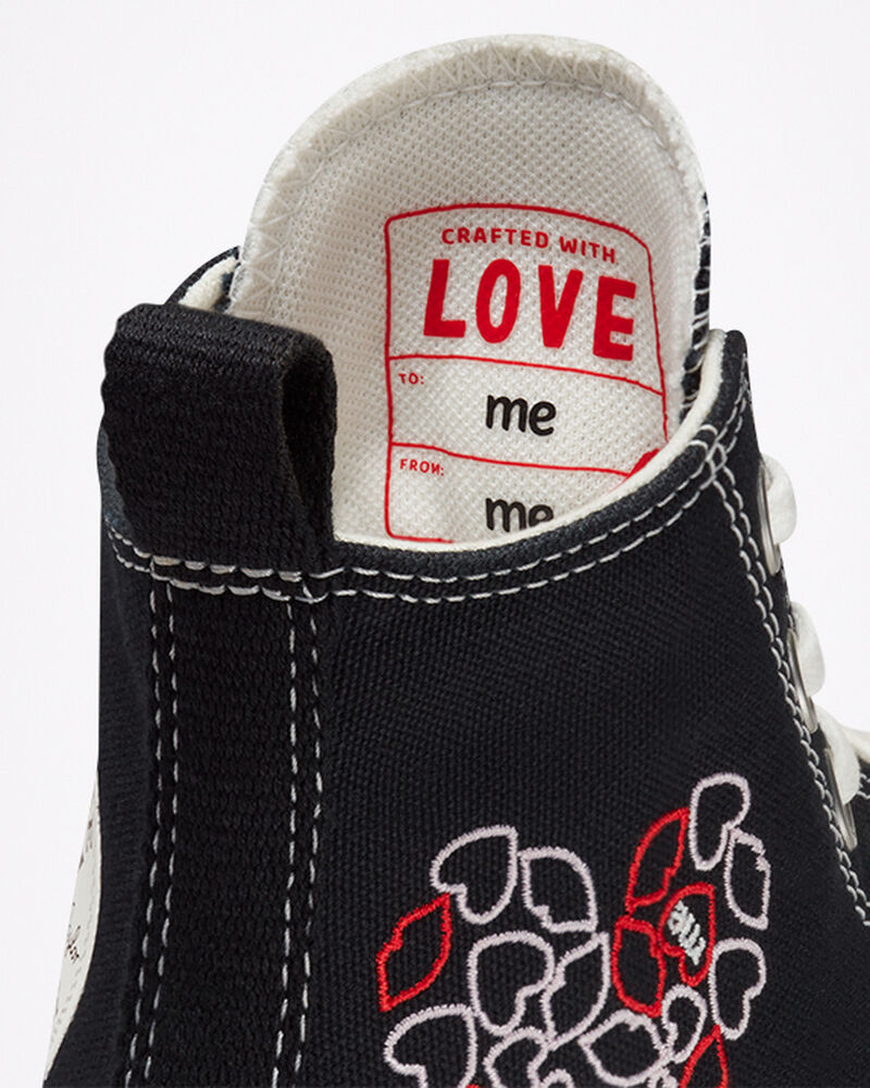 Dámské Vysoké Converse ​Run Star Hike Embroidered Hearts Unisex Černé Červené | 3098-CVSMY